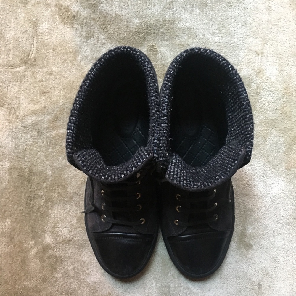 CHANEL - Men’s tweed high top sneaker boot, 10 - Picture 3 of 5